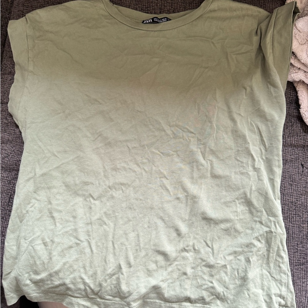 Zara Olive Green Crewneck Short Sleeve Tee